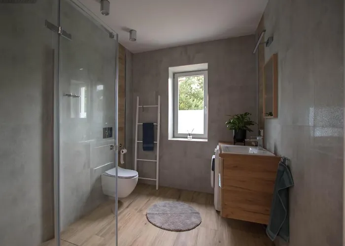 Dobranocka W Leleszkach Apartment